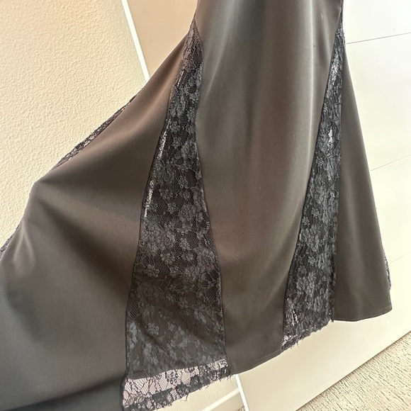 Windsor Black High Neck Gown with lace detail prom wedding black tie event M - Picture 10 of 16